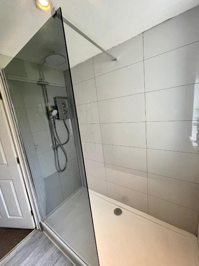 Empire Serviced Apartments ヒンクリー エクステリア 写真